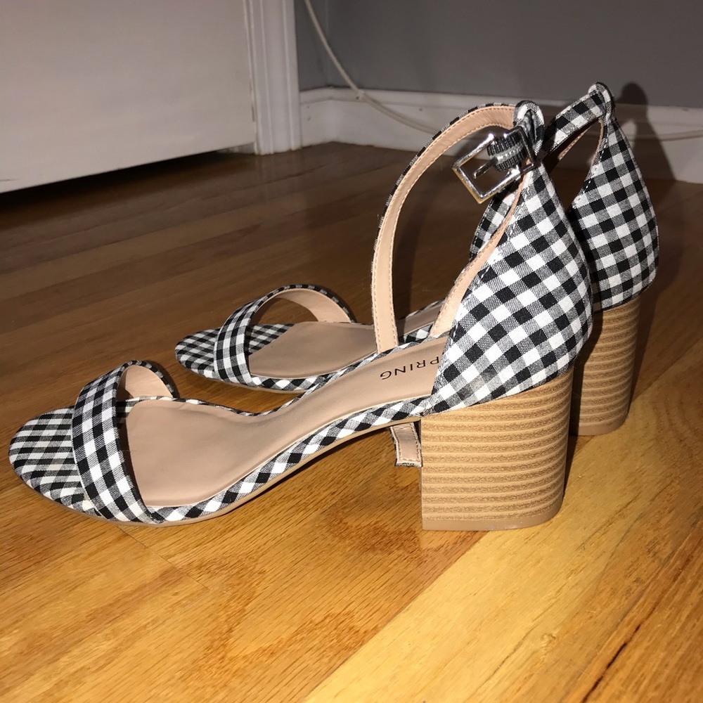 Gingham print heels